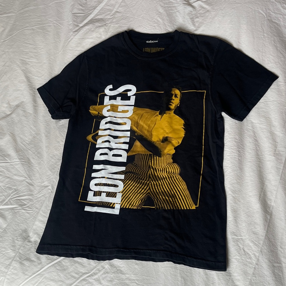 Leon Bridges concert T Shirt US Spring Tour 2022